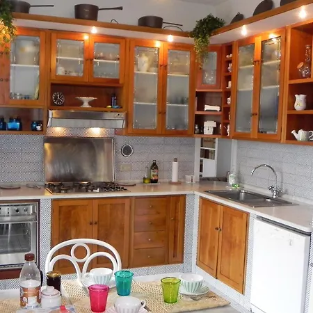 Alexandra Villa *