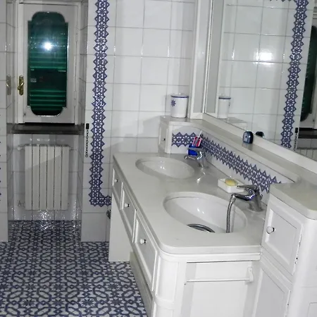 Alexandra Villa